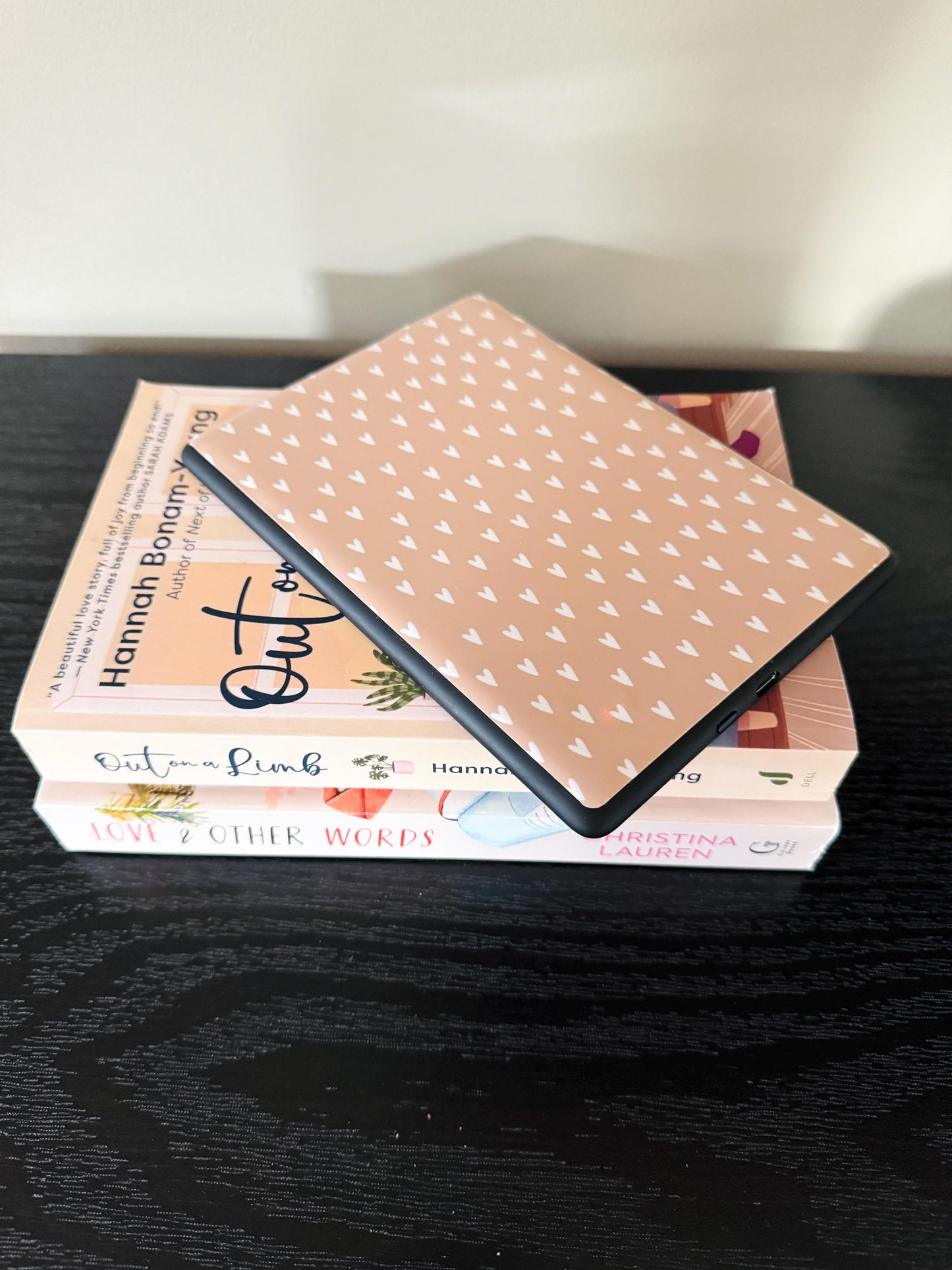 Hearts Out on a Limb Kindle Skin