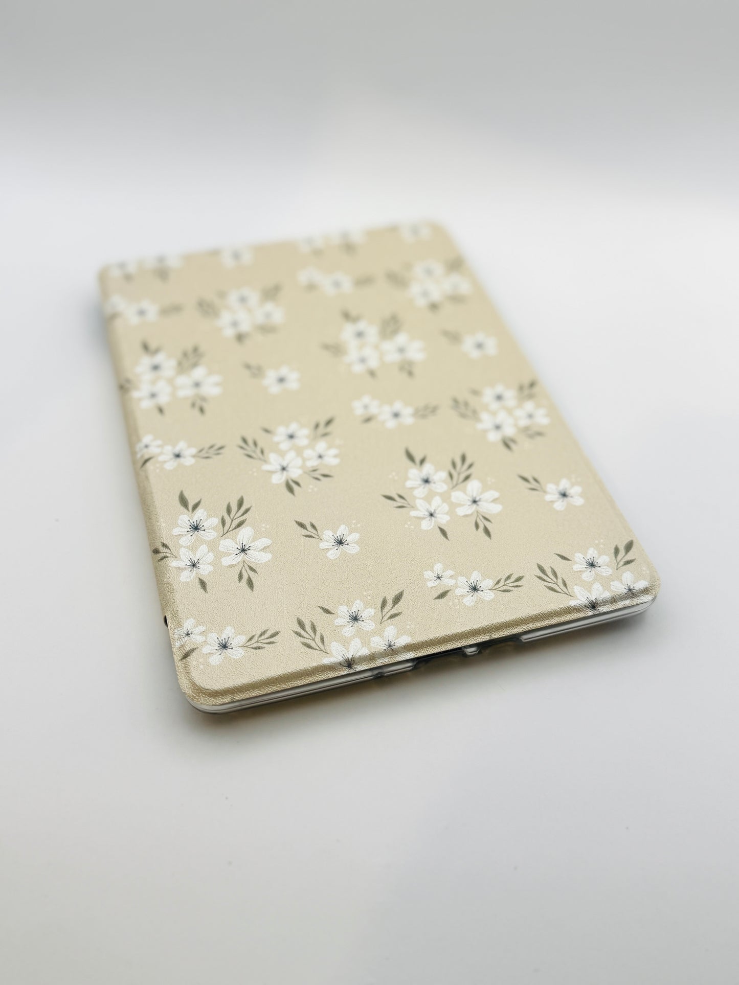 Soft Bloom Kindle Case with Clear Back and Hand Strap