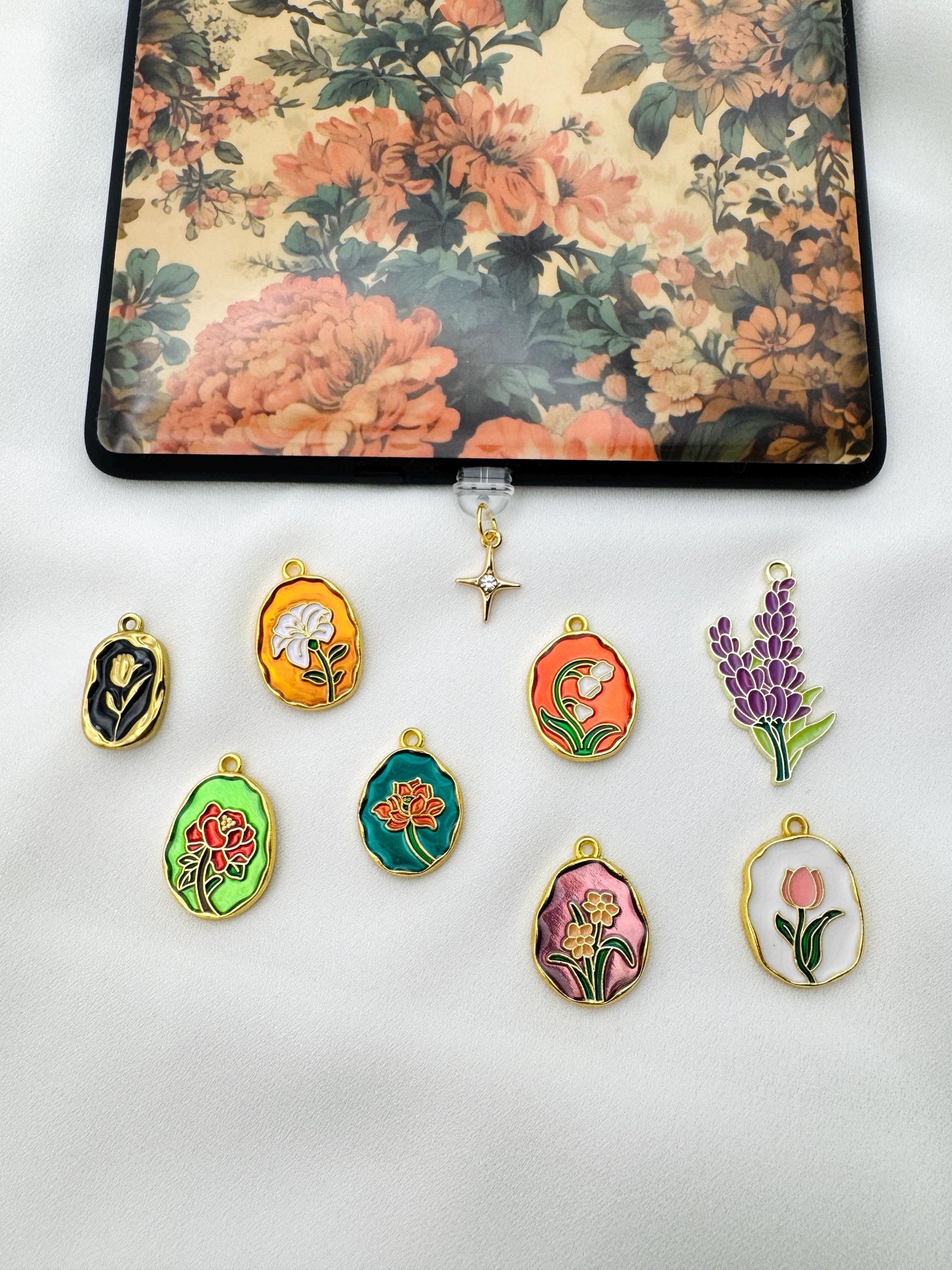 Dark Academia Floral Kindle Charms Collection