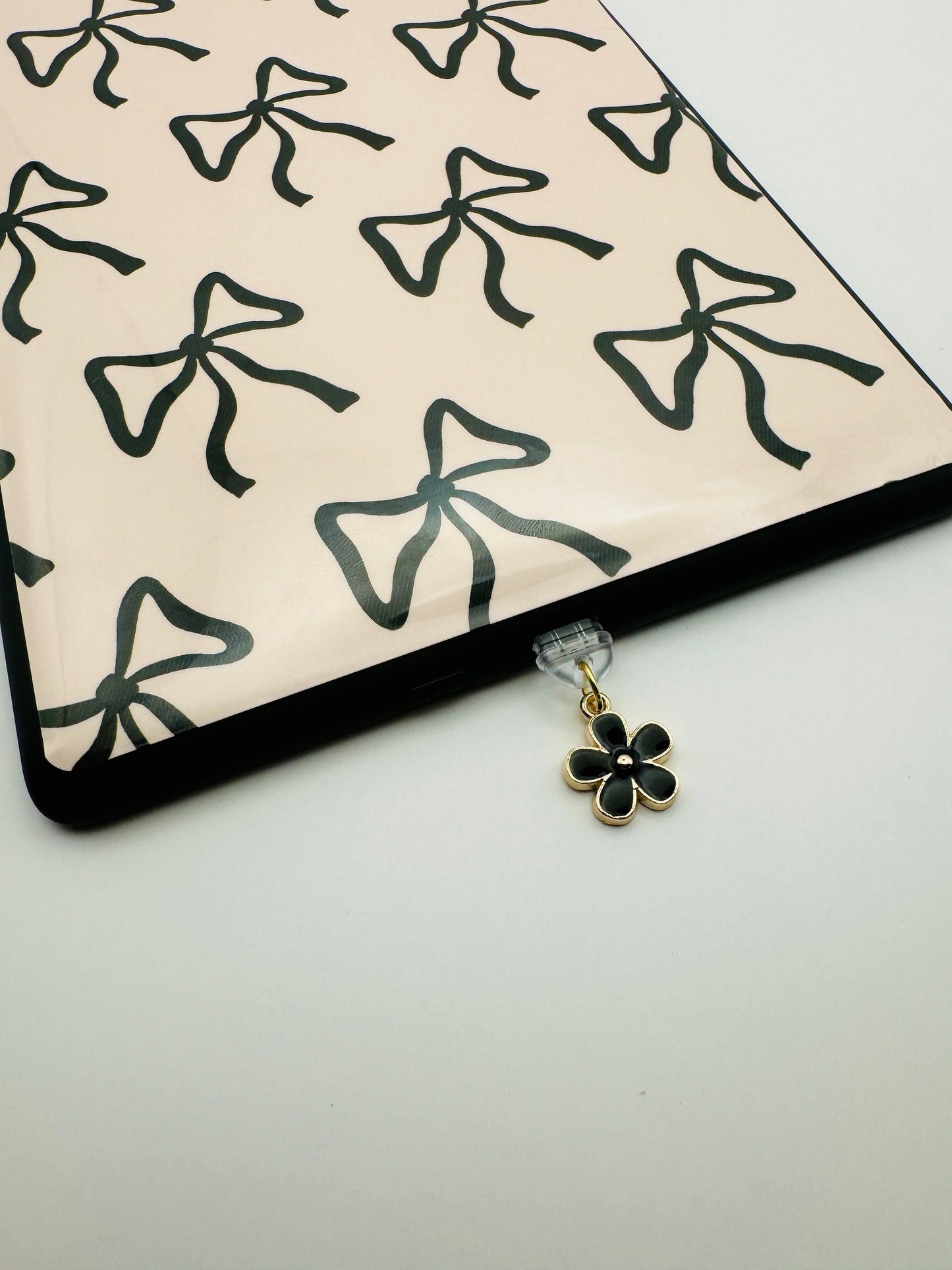 Black Flower Kindle Charm