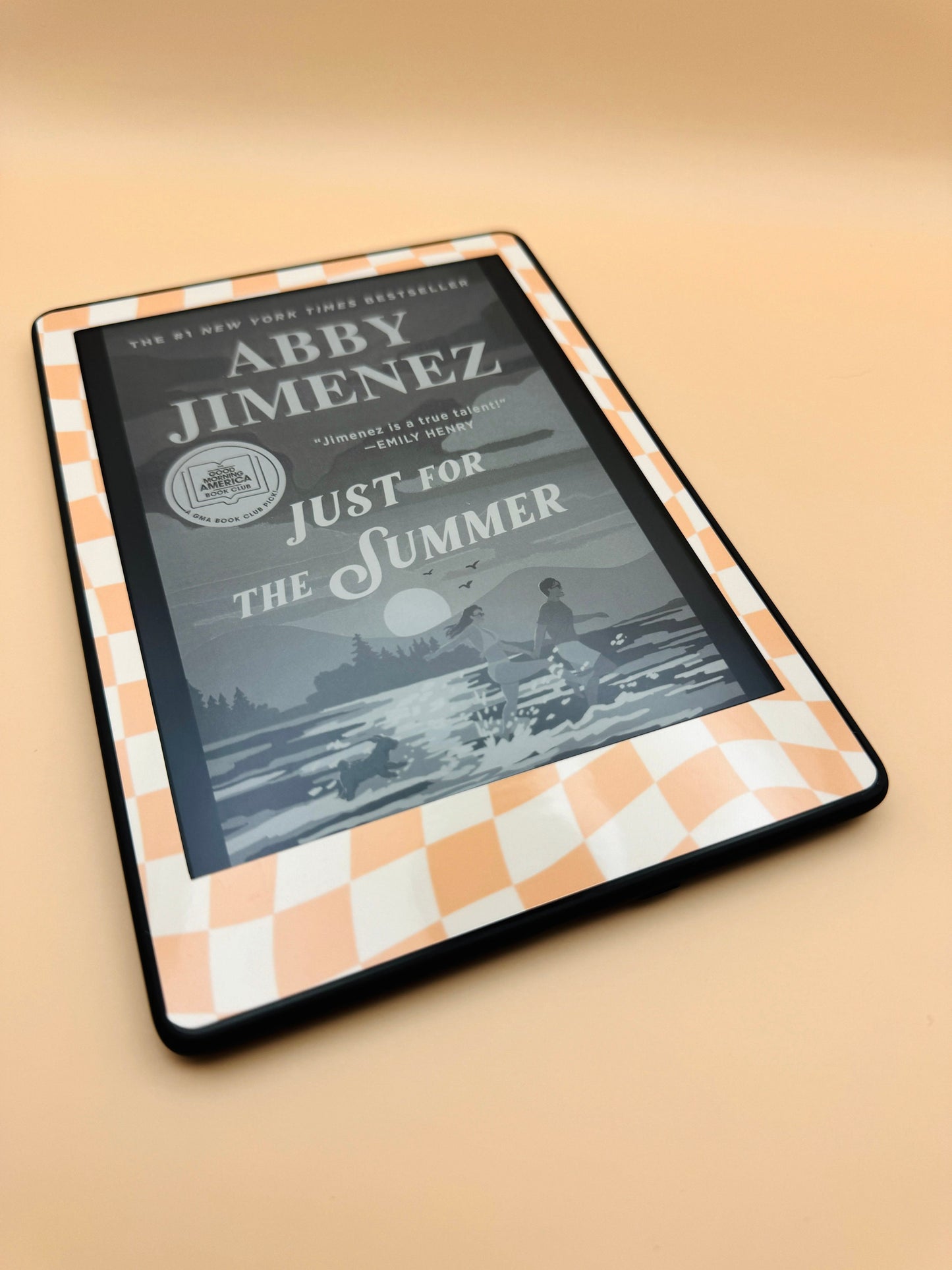 Wavy Checker Kindle Skin
