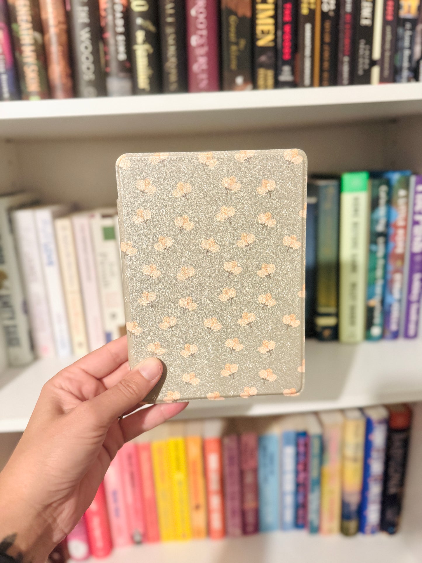 Blossom Kindle Case with Clear Back and Hand Strap