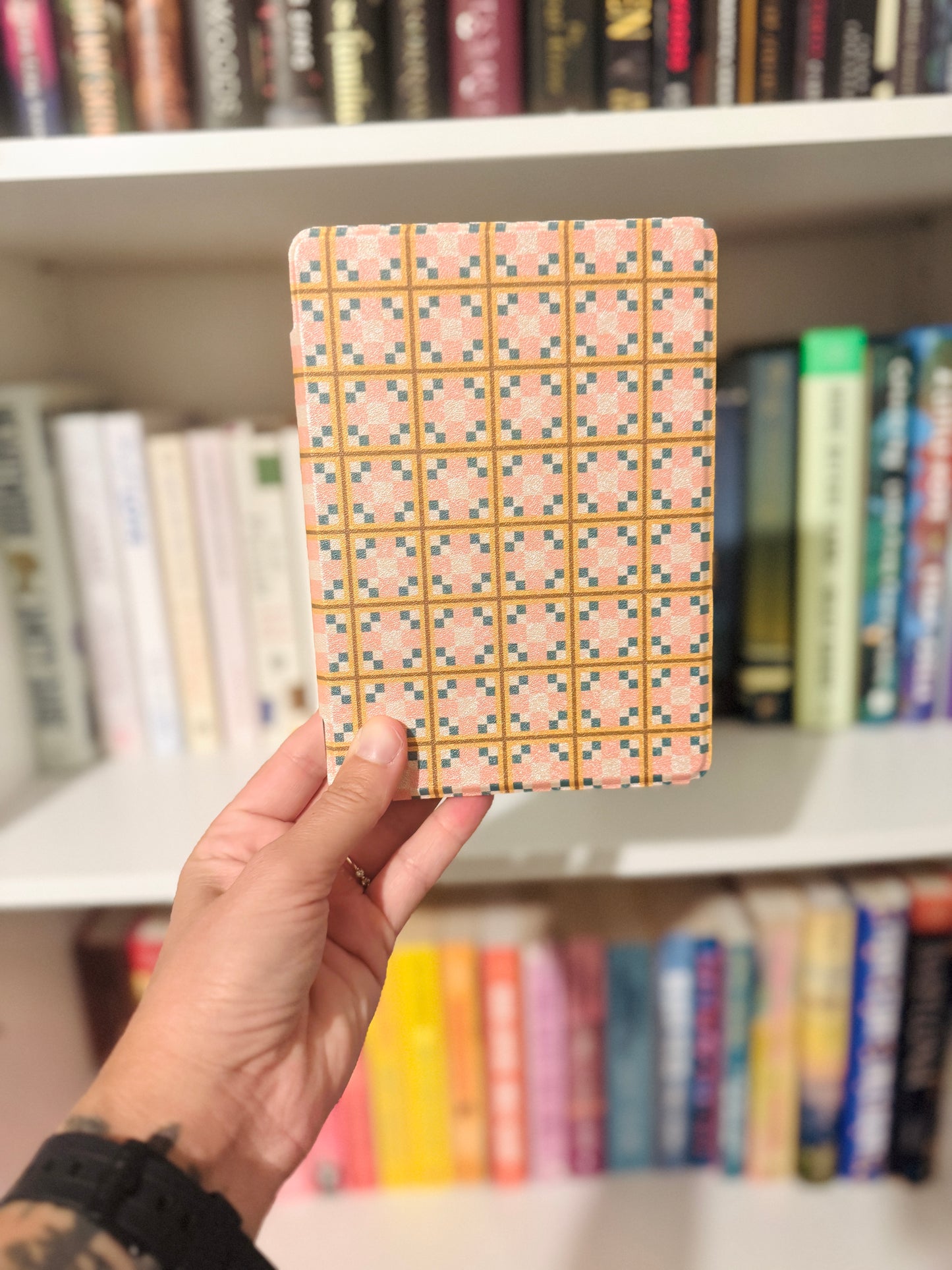 Quilted Kindle Case with Clear Back and Hand Strap