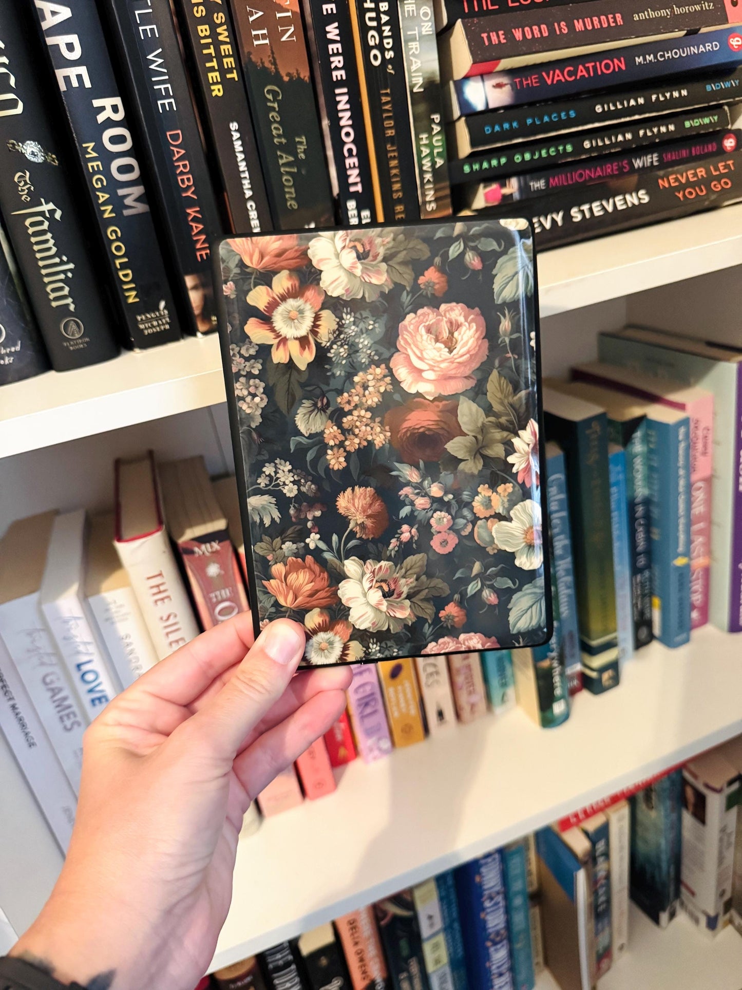 Moody Botanicals Kindle Skin