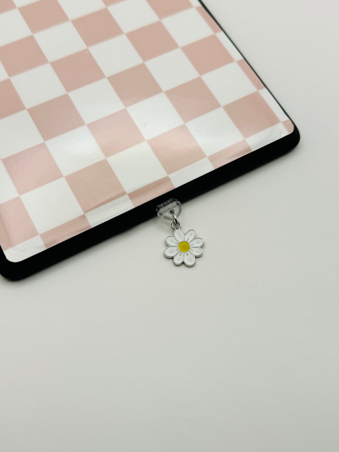 Daisy Kindle Charm