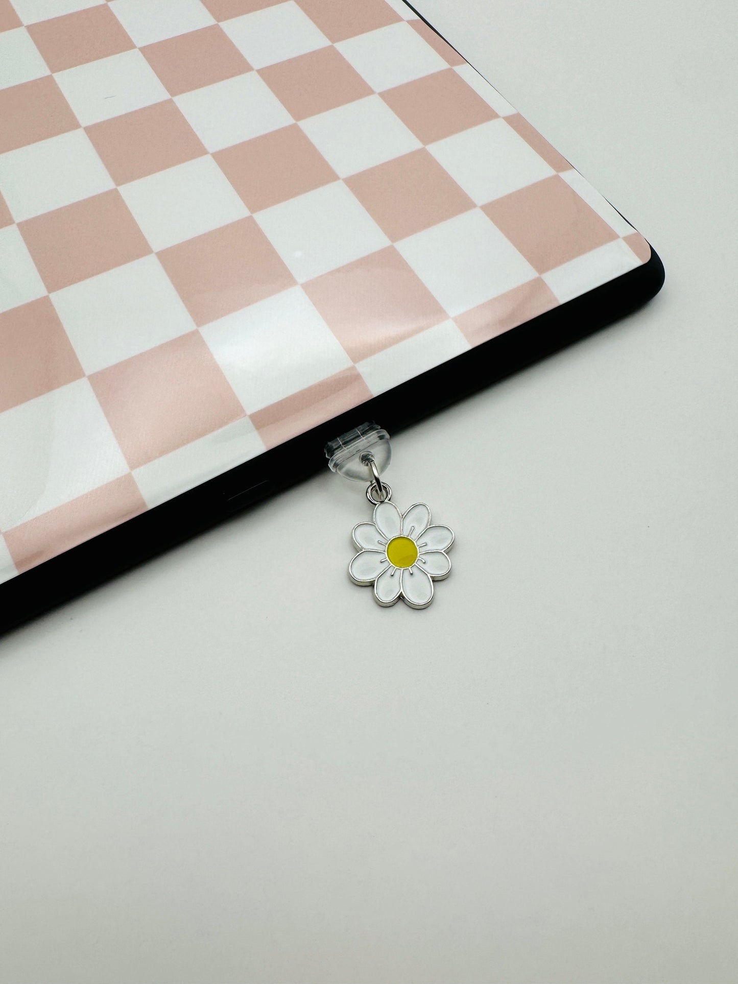 Daisy Kindle Charm