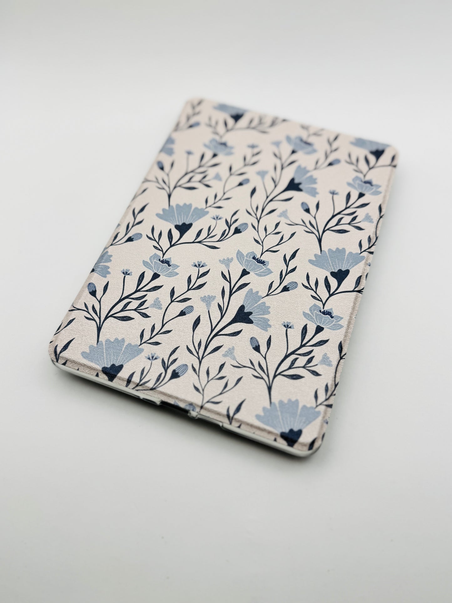 Wildflowers Kindle Case with Clear Back and Removable Cover