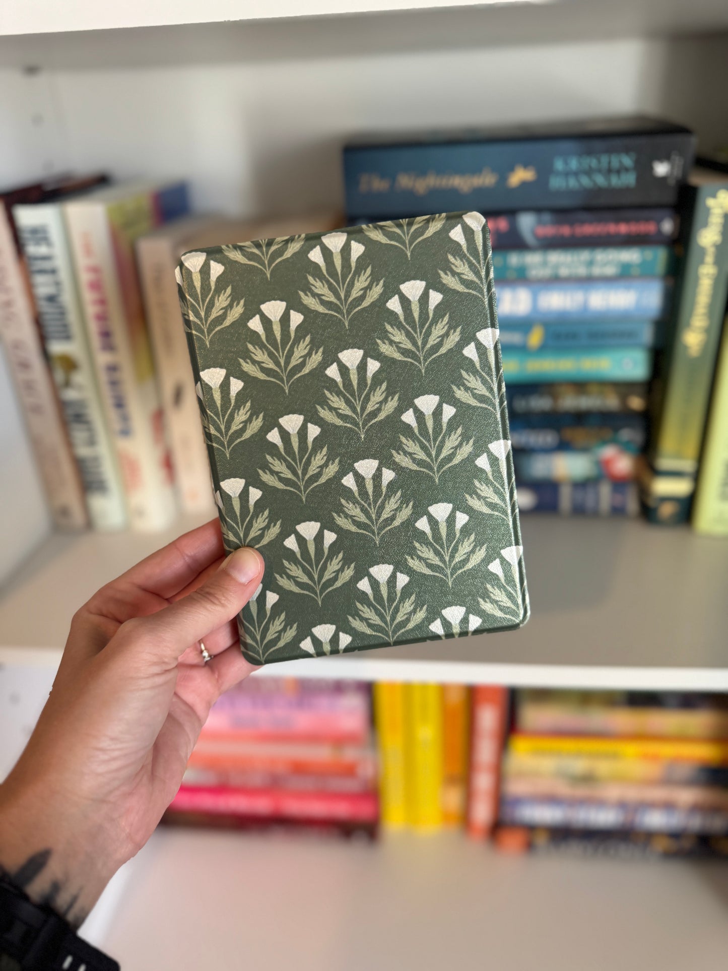 Vintage Florals Kindle Case with Back Magnet and Hand Strap