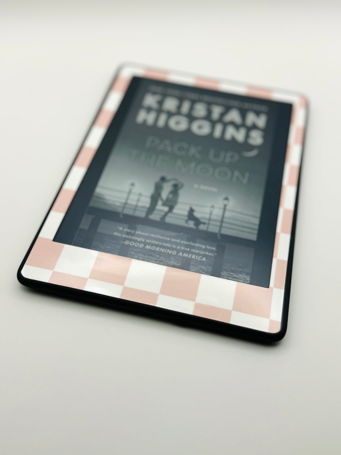 Soft Pink Checker Kindle Skin