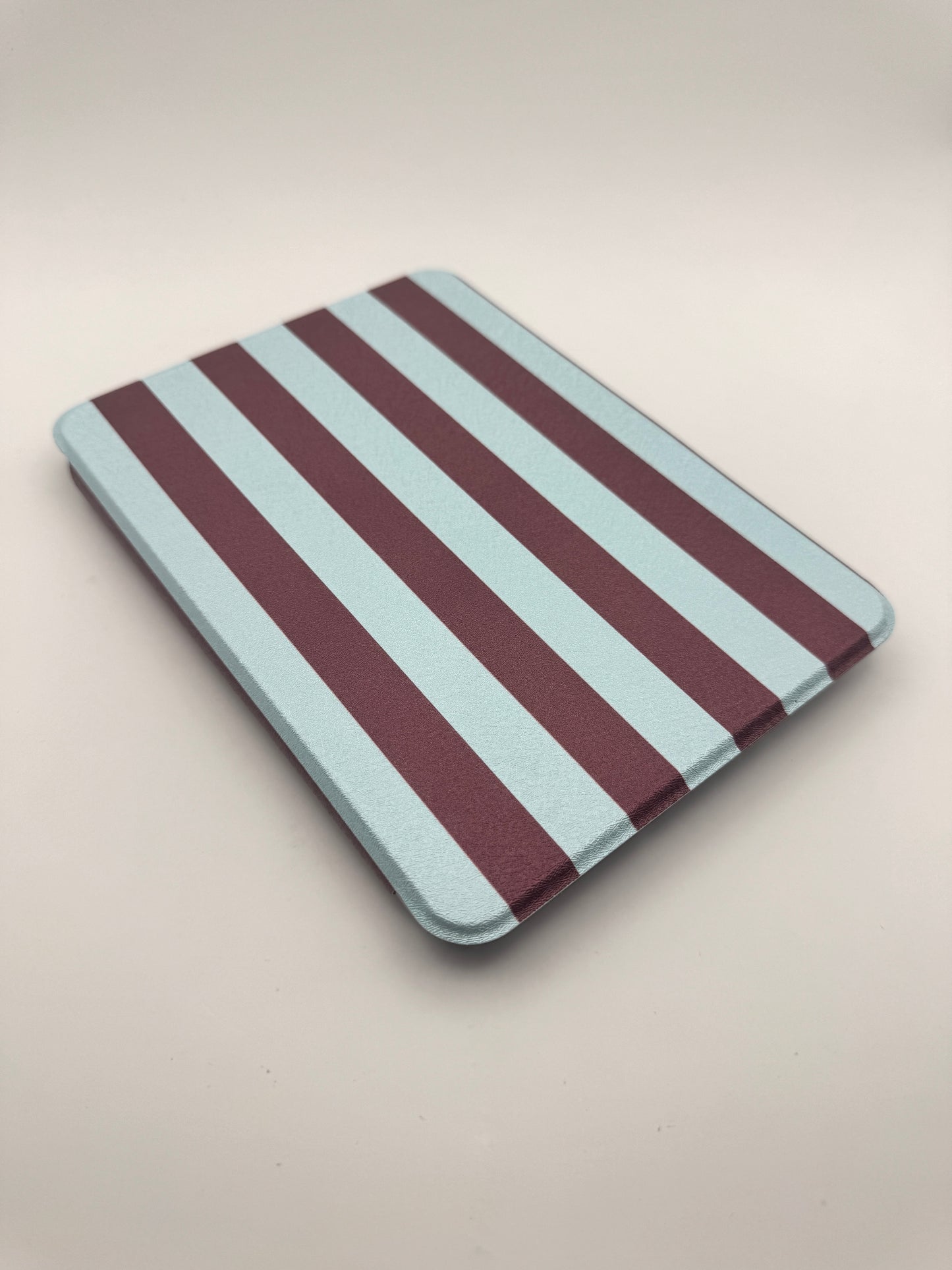 Jam STRIPED Kindle Case with Clear Back and Removable Cover & Hand Strap
