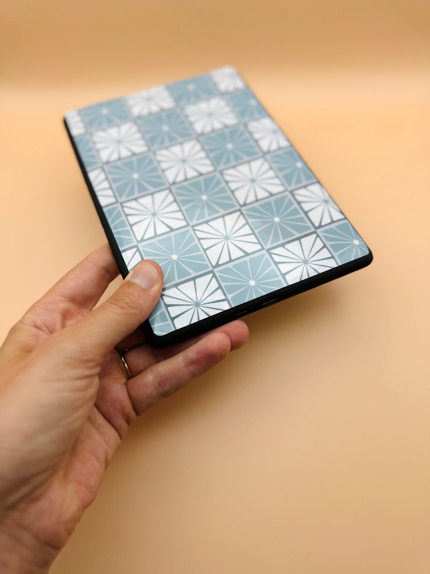 Floral Checker Kindle Skin